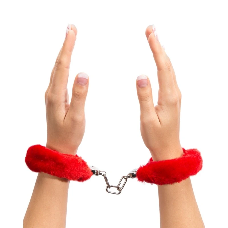 Lovehoney Menottes Fausse Fourrure Furry Handcuffs Rouge 4 Lovehoney Menottes Fausse Fourrure Furry Handcuffs Rouge – Image 2